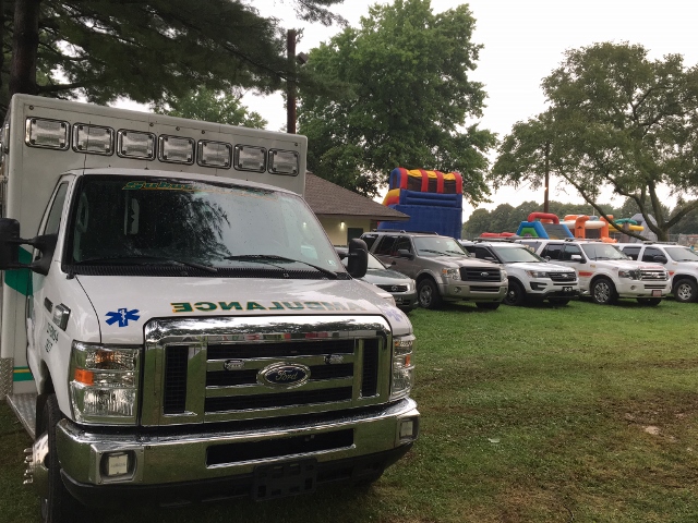 Palmer Days ambulance (640x480) Palmer Days ambulance (640x480)
